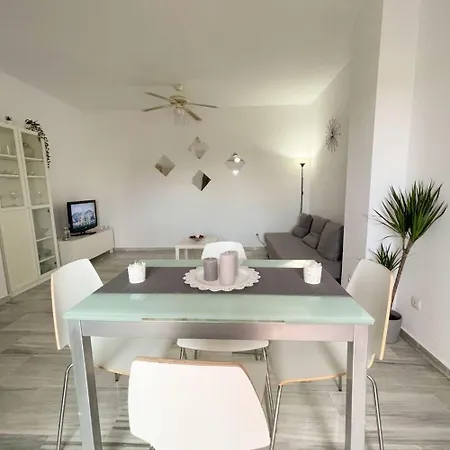 Apartament Azalea Carihuela